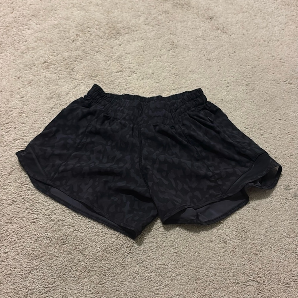 Lululemon hottie hot shorts